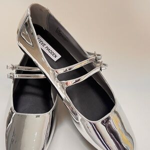 Steve Madden Silver Loafers Flats